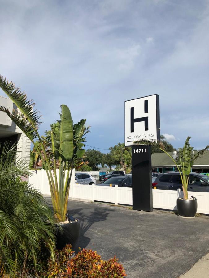 Holiday Isles Resort Madeira Beach Exterior foto